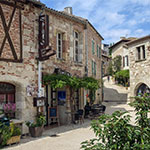 ruelle du village d'Agen